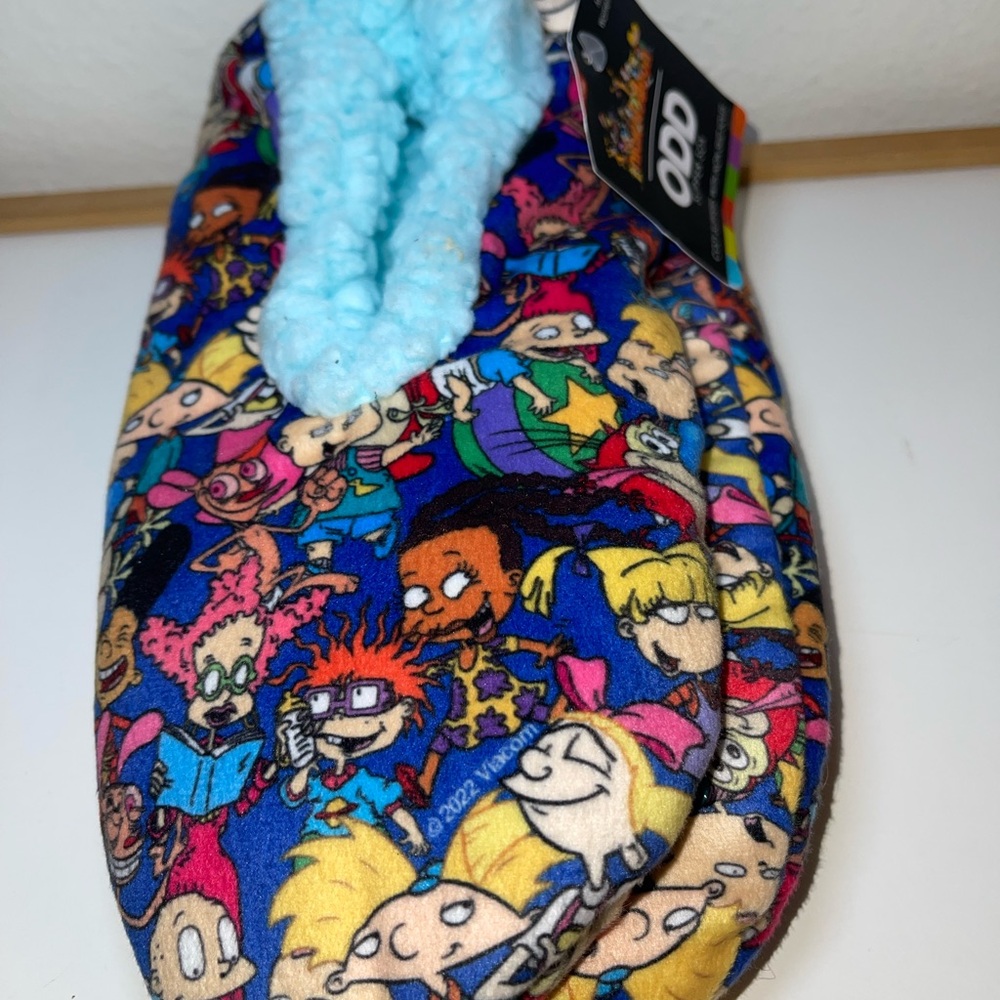 Rugrats 90’s Nickelodeon Fuzzy women/men slippers Sox  size women 9-13  men 8-